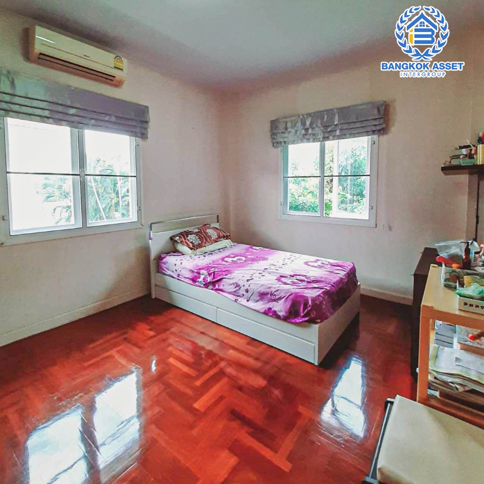 *****บ้านมือสองย่านนนทบุรี ม.เพอร์เฟคมาสเตอร์พีช รัตนาธิเบศร์ หลังมุม! เนื้อที่กว้างขวางแบบจัดเต็ม 106.7 ตร.ว. ฟังก์ชันจัดหนักถึง 5 ห้องนอน 5 ห้องน้ำ จอดรถได้ 2 คัน  บนทำเลติดถนนรัตนาธิเบศร์ ใกล้รถไฟฟ้าสายสีม่วง "สถานีไทรม้า" และทางด่วน "งามวงศ์วาน"